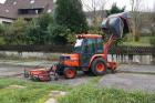 Kubota ST-30 Kleintraktor mit Mähwerk und Grassammelbehälter